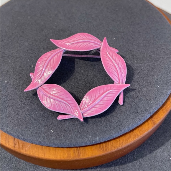 Vintage pink brooch bright Barbie antique 60s pin costume neon MCM - Picture 3 of 4